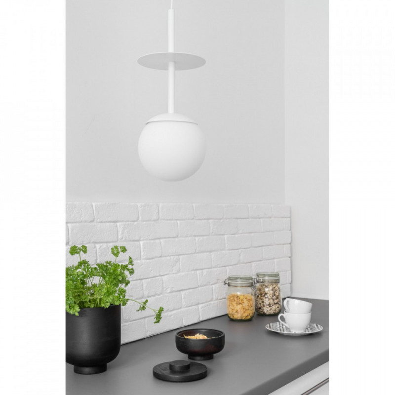 PLAAT A biała sufitowa lampa wisząca