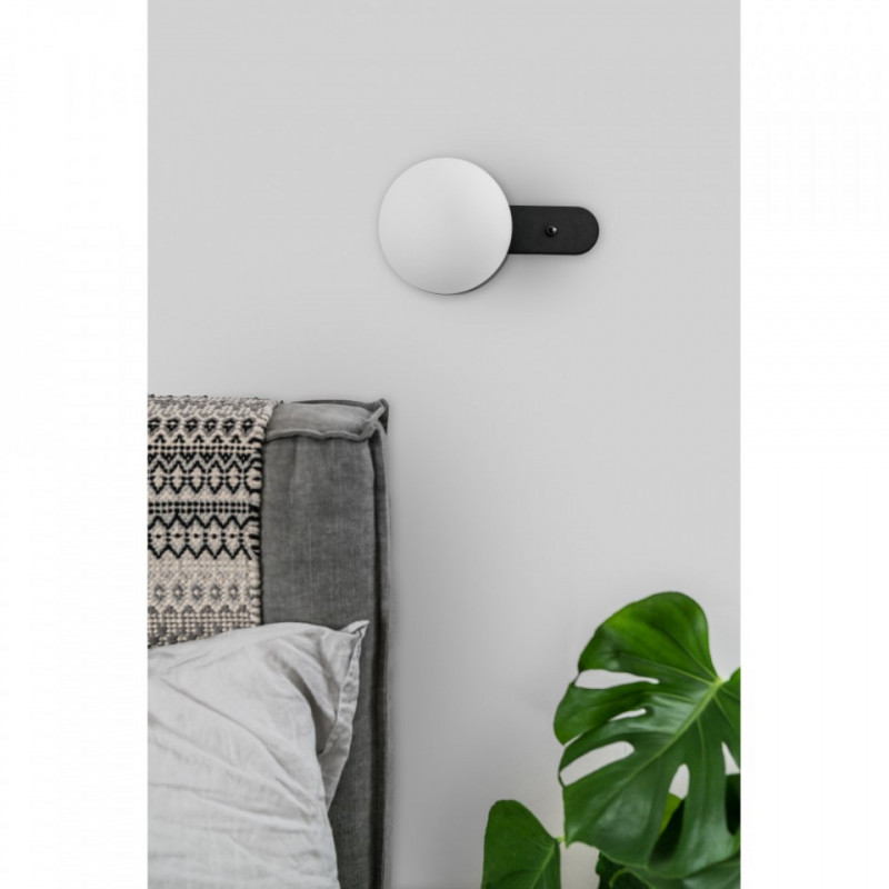 KUUL D1 czarna lampa ścienna / kinkiet z włącznikiem
