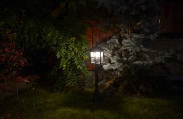 Lampa ogrodowa SUMA WENECJA aranżacja